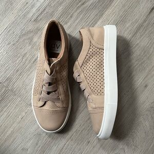 Dolce Vita Tan Espadrille Sneakers